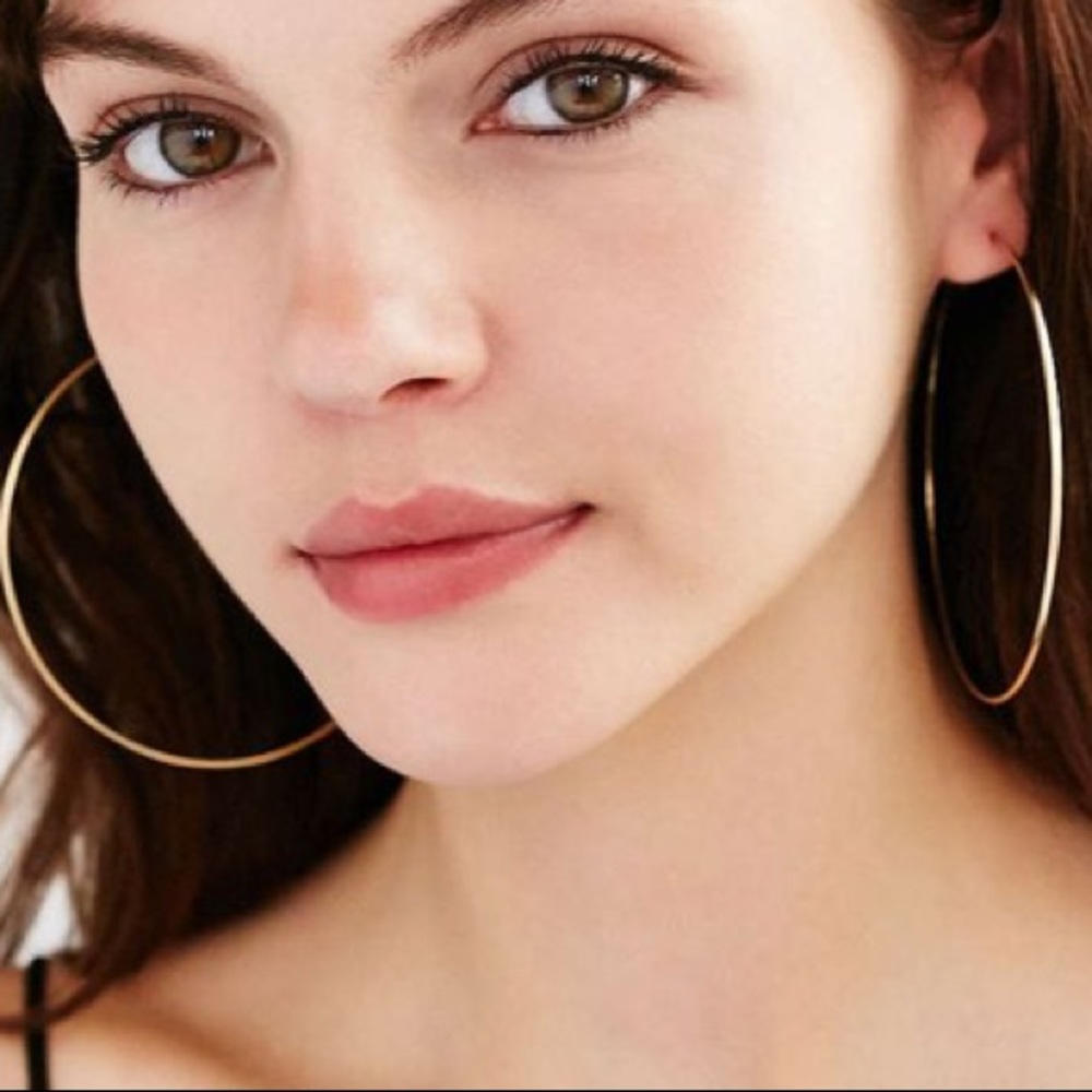 Brand new Silver hoop earring set